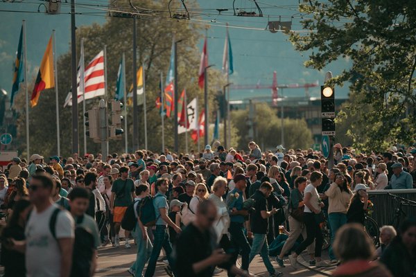 L'Implication des Entreprises dans le Renforcement de la Solidarité Sociale : Un Engagement Essentiel